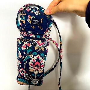 Vera Bradley Home to Hogwarts Carson Cellphone Crossbody Purse 100% Cotton